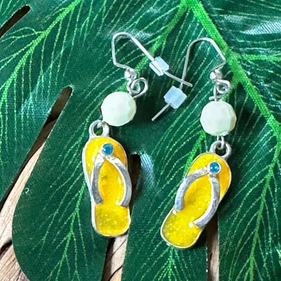BOGO FREE ENAMEL
FLIP FLOP EARRINGS - Picture 3 of 4